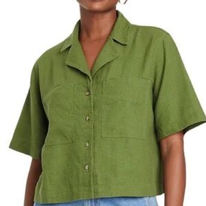 Universal Thread green short sleeve button-up